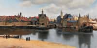 Tableau Vue de Delft par Johannes Vermeer, peint en 1660 ou 1661. Cabinet royal de peintures, Mauritshuis, La Haye, Pays-Bas. © Mauritshuis, domaine public